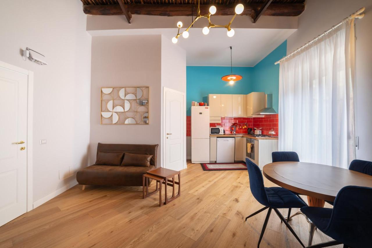 Apartment Design Next Sorbillo On Tribunali St By Houseinnaples *